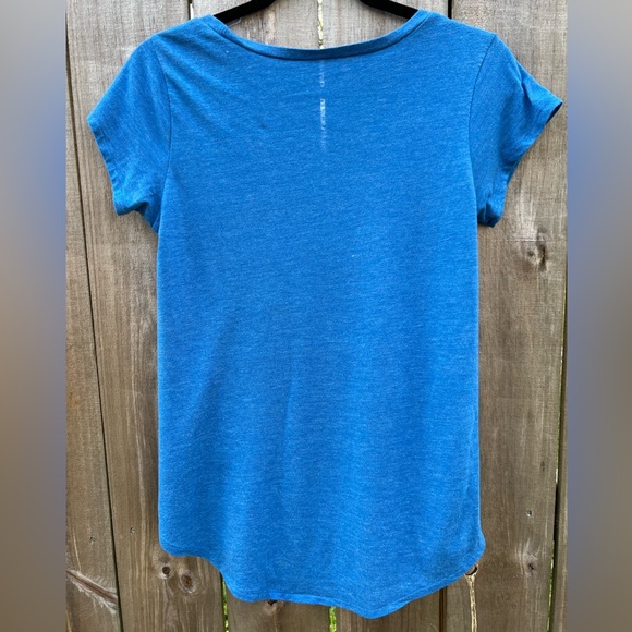 Lucky Brand Pineapple Graphic Scoop Neck T Shirt (sm) - Picture 3 of 5